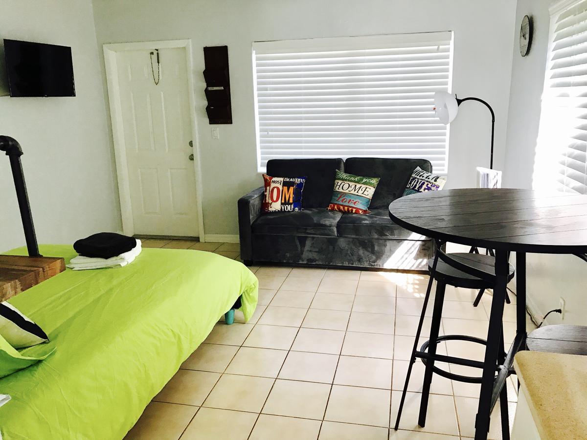 Petrina Studios Apartments By Sb Rental Properties Pompano Beach Luaran gambar