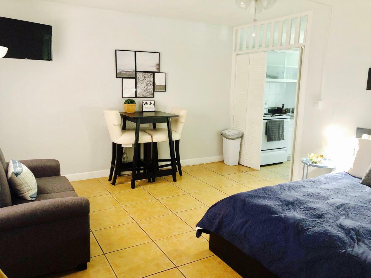 Petrina Studios Apartments By Sb Rental Properties Pompano Beach Luaran gambar