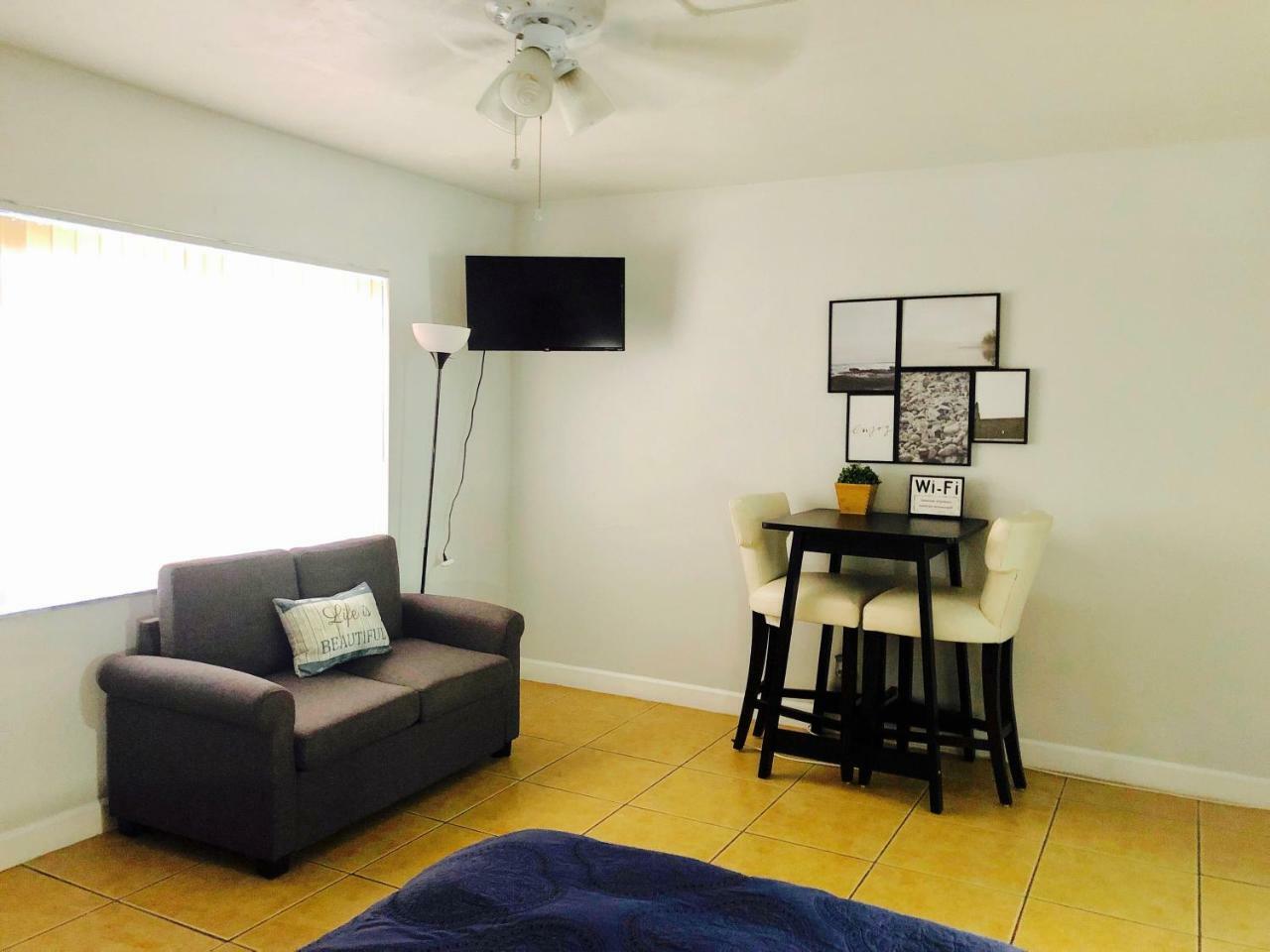 Petrina Studios Apartments By Sb Rental Properties Pompano Beach Luaran gambar